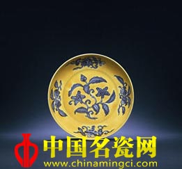 明正德黄地青花栀子花盘