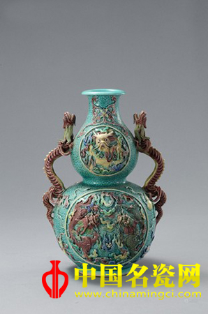 中国名瓷网 素三彩雕瓷龙纹葫芦瓶