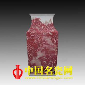 中国名瓷网 清道光 釉里红“渔樵耕读”纹方瓶
