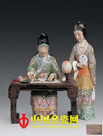 民国粉彩人物雕塑瓷