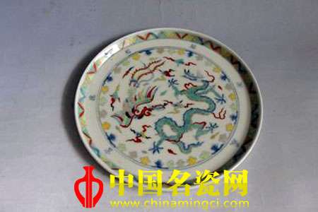 宪宗倡导斗彩瓷