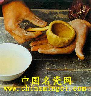 瓷器原始的成型方法-----手捏法