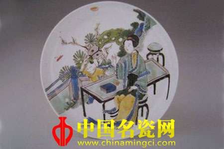 明代仕女纹特点