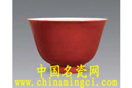 “红珊瑚”与“珊瑚红”