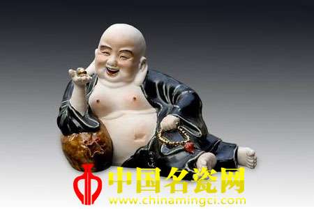 浅谈陶瓷文化发展下的陶瓷艺术创作创新