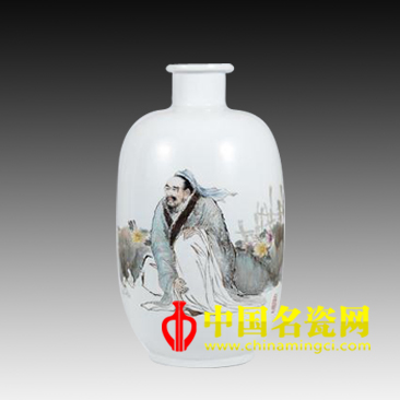 俞瑞林 陶潜爱菊图 瓷瓶