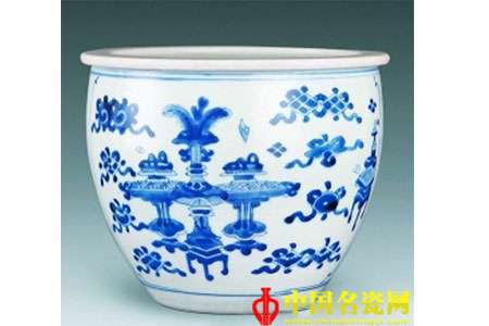 博古纹瓷器：传续的典范
