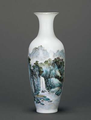 风光美妙，引人入胜—王乃水的山水瓷画艺术。