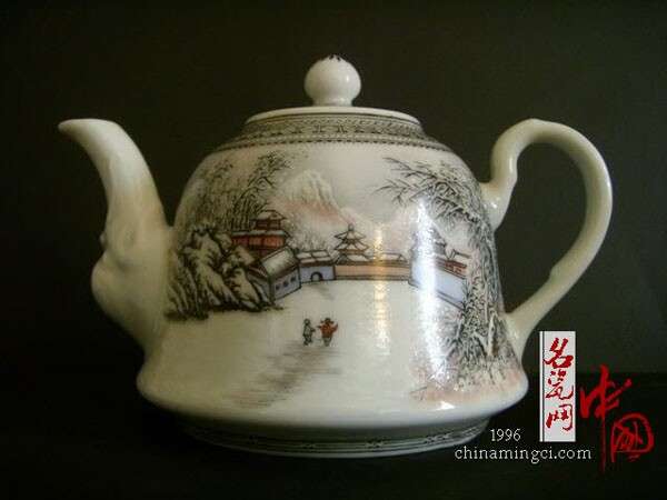 余文襄艺术瓷厂小茶壶？