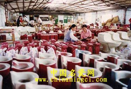 陶瓷艺术需注重批评