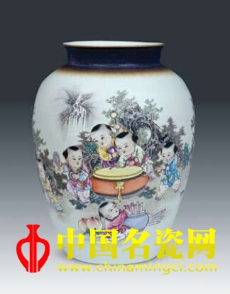 粉彩陶瓷人物绘画之我见