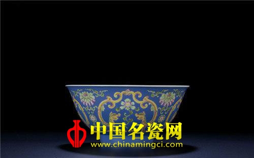 艺术品收藏行业瓷器仍是热点
