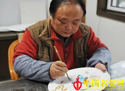 张中闻：在坚守中敢于创新