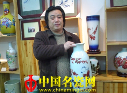 游弋瓷器上的“虾王”：熊晓华