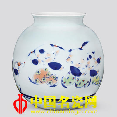  吴兰芳 童趣·青花斗彩瓷瓶