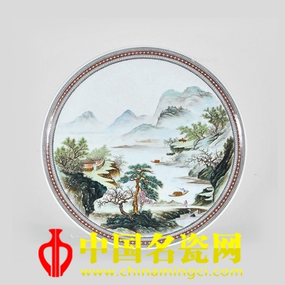 龚耀庭 制粉彩山水人物纹挂碟