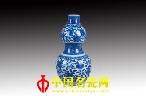 青花葫芦瓶