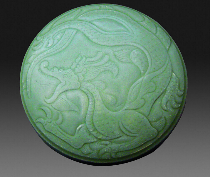 越窑青釉龙纹盒