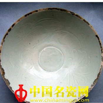 建宁窑芒口银边划花碗