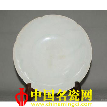 建瓯窑青白釉花口盘