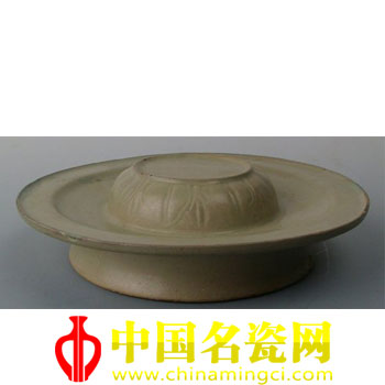建瓯窑盏托