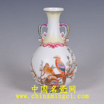珐琅彩锦堂富贵双耳玉壶春瓶
